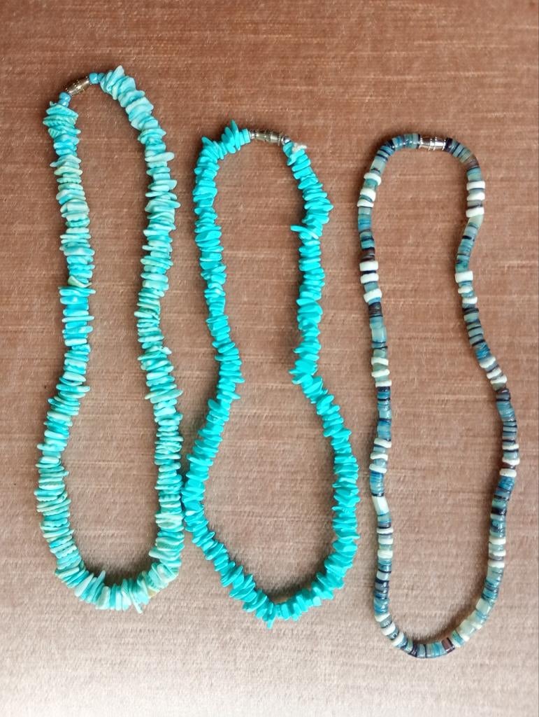 Korte kettingen, chokers, colliers van schelpen , blauw, Ophalen, Zo goed als nieuw, Blauw, Overige materialen