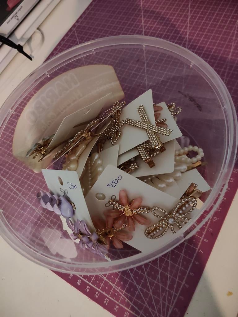 Grote partij haaraccessoires: speldjes, scrunchies en meer, Ophalen, Nieuw, Haarspeld