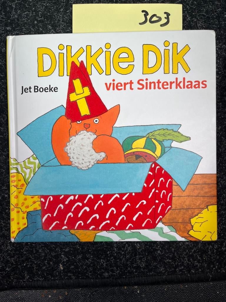 Dikkie Dik viert Sinterklaas - Jet Boeke, Ophalen of Verzenden, Zo goed als nieuw, Fictie algemeen