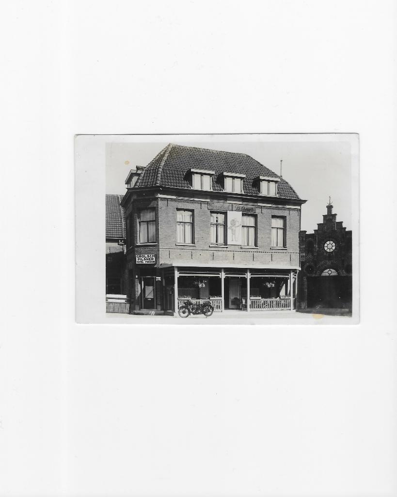 Harderwijk. Fotokaart. Markt. Grolsch. Zeldzaam., Verzamelen, Ansichtkaarten | Nederland, Verzenden, 1920 tot 1940, Gelopen, Gelderland