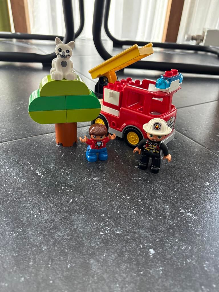 Duplo Brandweerwagen met figuren en kat, Kinderen en Baby's, Speelgoed | Duplo en Lego, Ophalen, Inclusief minifiguren, Gebruikt
