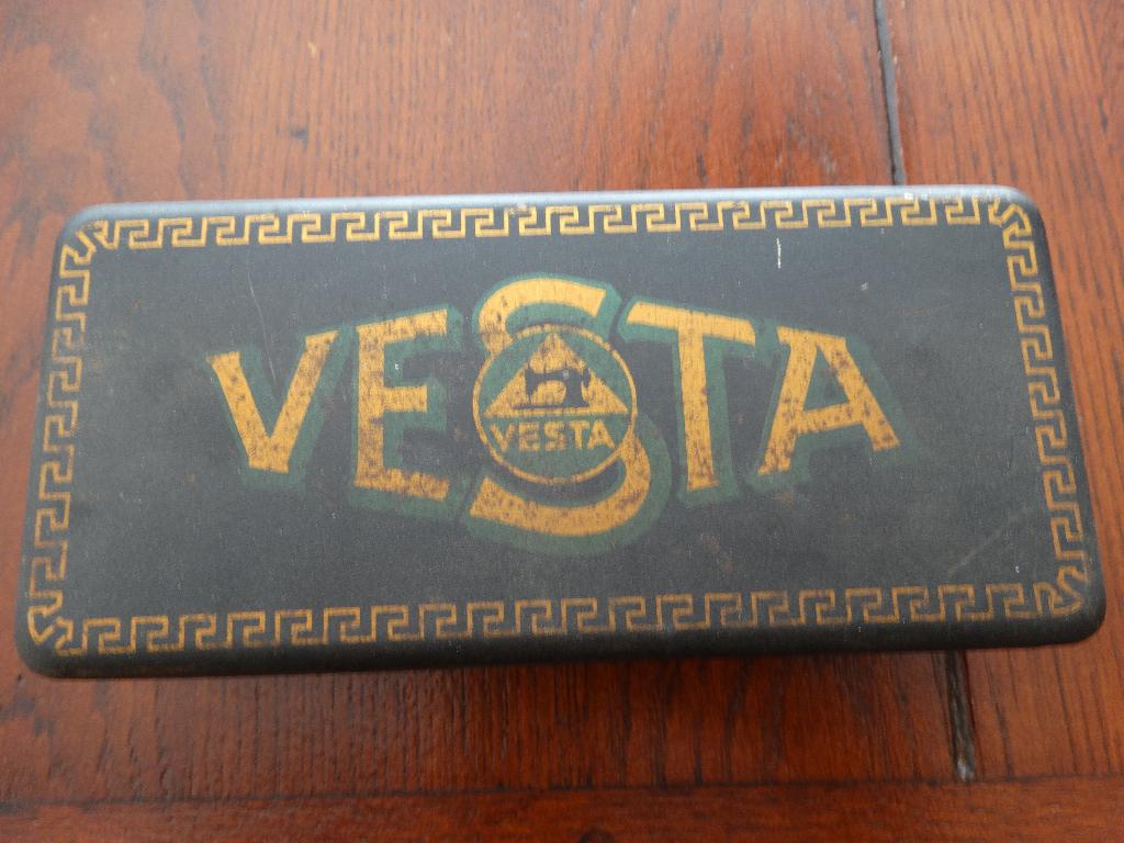 blikje vesta naaimachine, Ophalen