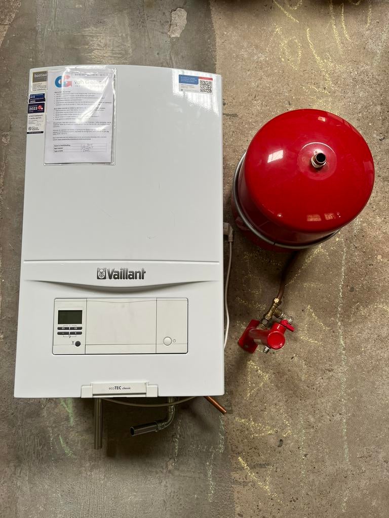 Vaillant ecotec classic HR-ketel, inclusief expansievat, Ophalen, Gebruikt, Geiser, Minder dan 20 liter