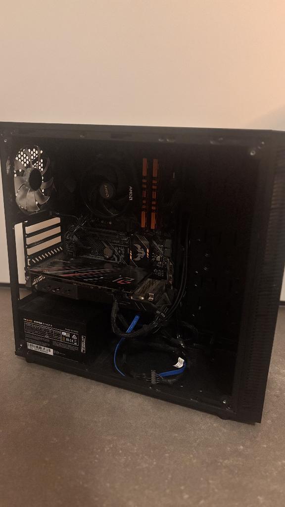 Sharkoon TG5 behuizing | nette ATX gaming case, Computers en Software, Computerbehuizingen, Gebruikt, Ophalen