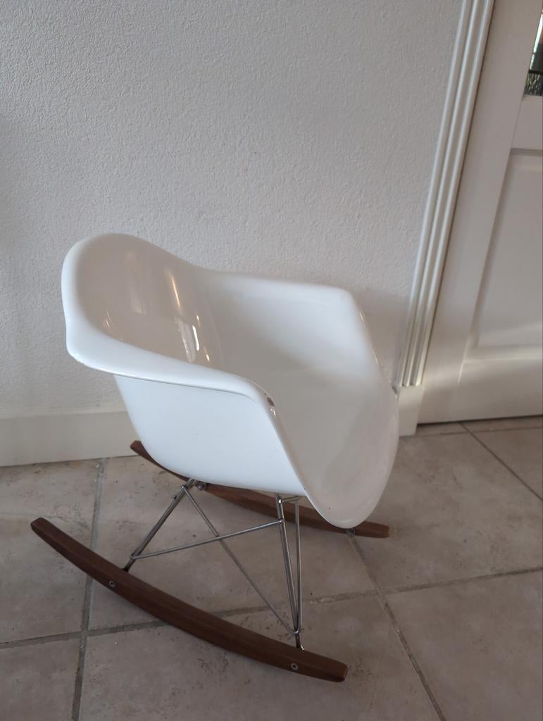 Witte kinder schommelstoel, Kinderen en Baby's, Kinderkamer | Tafels en Stoelen, Ophalen of Verzenden