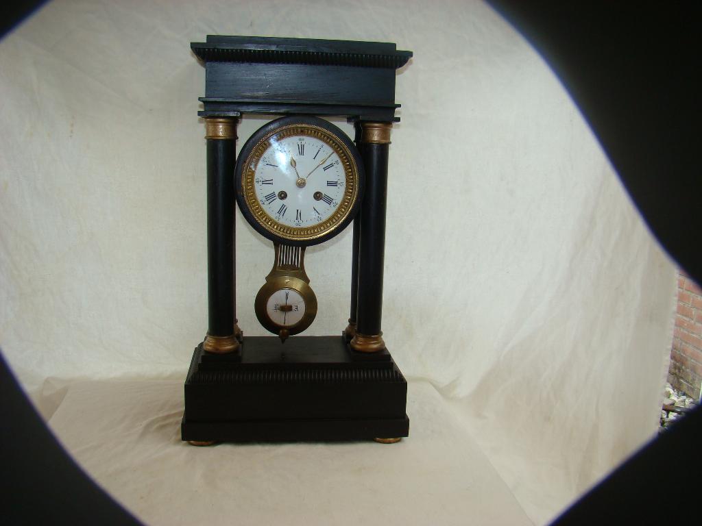 Kolom Pendule, Ophalen of Verzenden