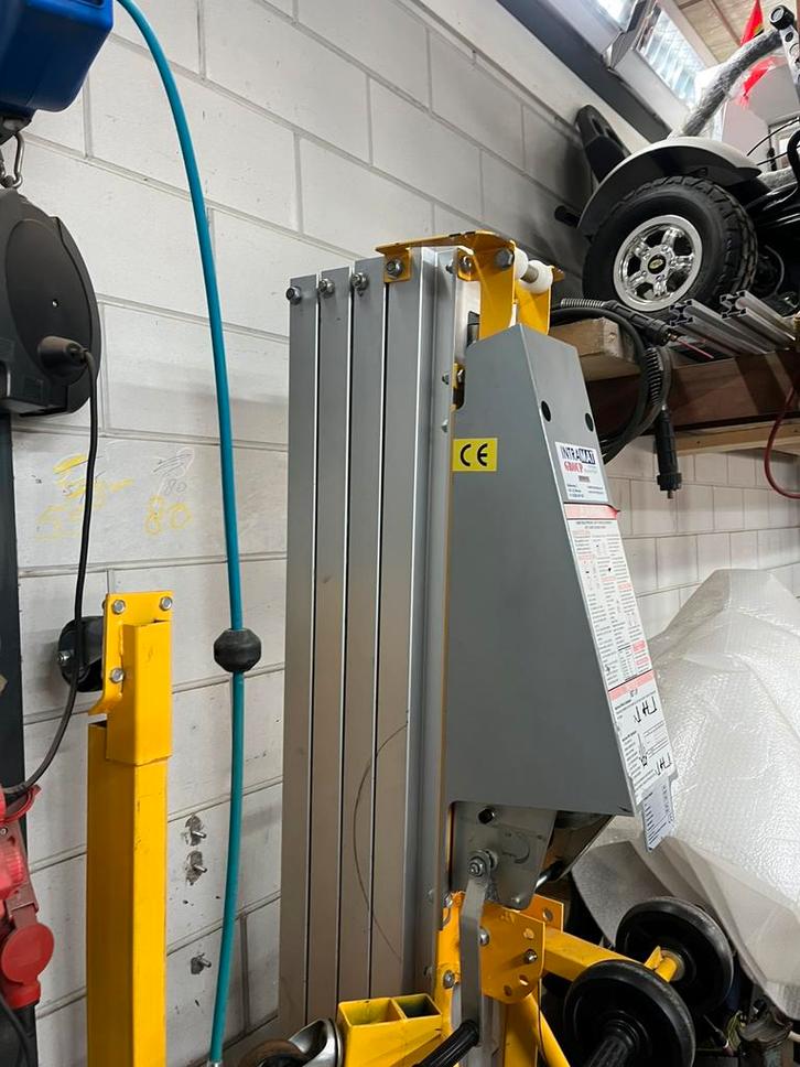 Kanalenlift/balkenlift, Doe-het-zelf en Verbouw, Gereedschap | Handgereedschap, Ophalen of Verzenden