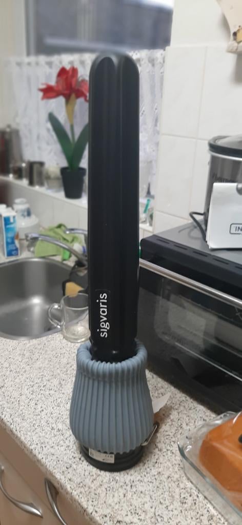 Sigvaris  hulp middel voor steunkousen aan en uit te trekken, Ophalen, Zo goed als nieuw