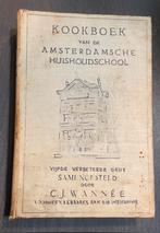 Antiek Kookboek van de Amsterdamsche Huishoudschool 1915, Boeken, Kookboeken, Gelezen, Overige typen, Ophalen of Verzenden, Nederland en België