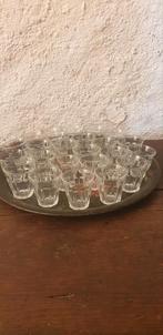 24 kleine oude Franse borrelglaasjes waterglazen glazen, Antiek en Kunst, Ophalen of Verzenden