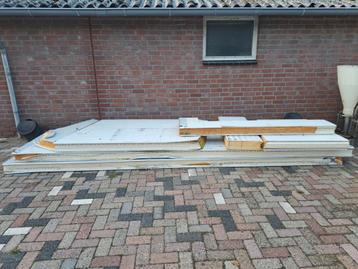 Sandwichpanelen 13 cm dik beschikbaar voor biedingen