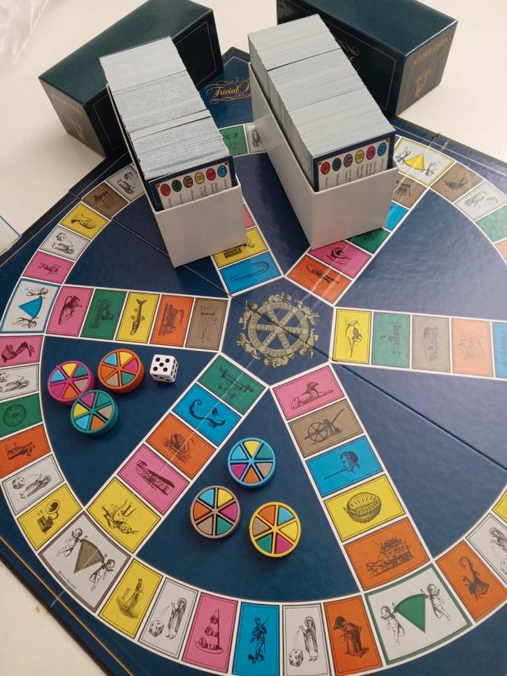 Engelse editie Triviant Pursuit Master Games Genius Edition, Hobby en Vrije tijd, Gezelschapsspellen | Bordspellen, Zo goed als nieuw