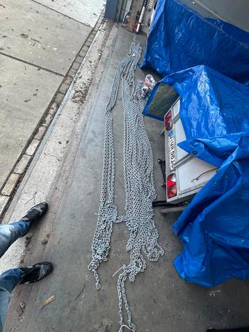 Anker ketting beschikbaar voor biedingen