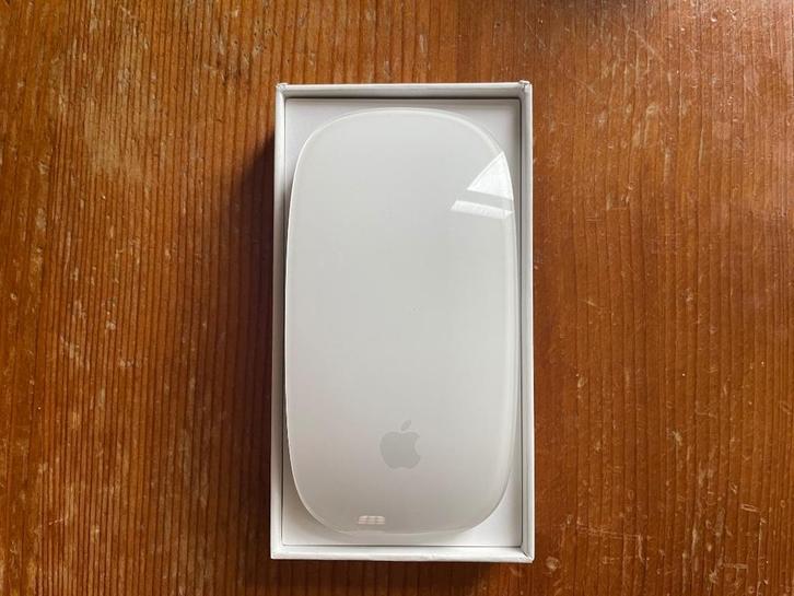 Apple muis wit, Computers en Software, Muizen, Zo goed als nieuw, Muis, Draadloos, Ophalen of Verzenden