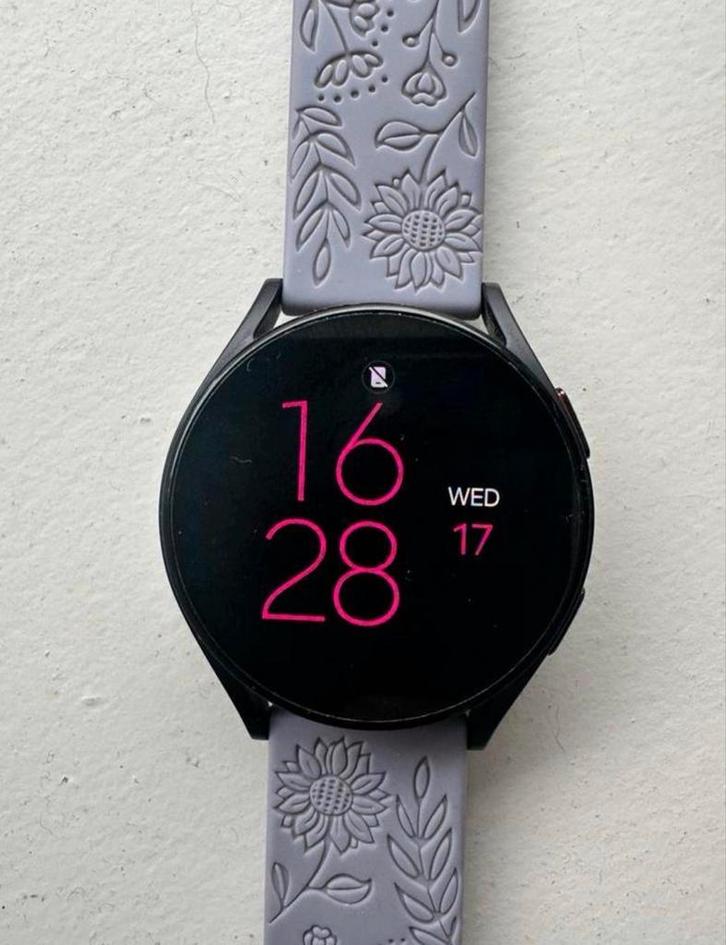 Samsung Galaxy Watch 5 40mm, Sieraden, Tassen en Uiterlijk, Smartwatches, Gebruikt, Android, Zwart, Afstand, Waterdicht, Ophalen of Verzenden