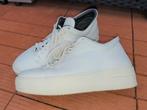 Royal Republiq mt.40 sneakers wit leer en dikke rubber zool, Wit, Ophalen of Verzenden, Royal Republiq, Sneakers of Gympen
