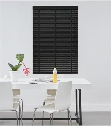 2x Houten jaloezien Deco van Veneto beschikbaar voor biedingen