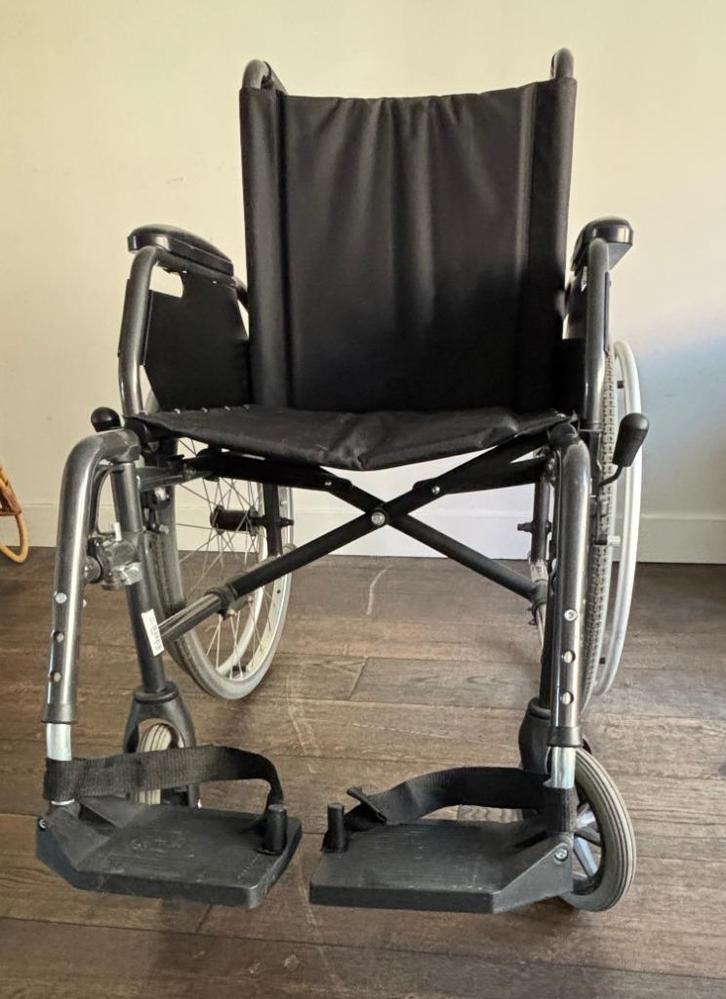 Rolstoel Jazz S50 Vermeiren - Lichtgewicht bieden va 100 eur, Diversen, Rolstoelen, Zo goed als nieuw, Duwrolstoel, Inklapbaar