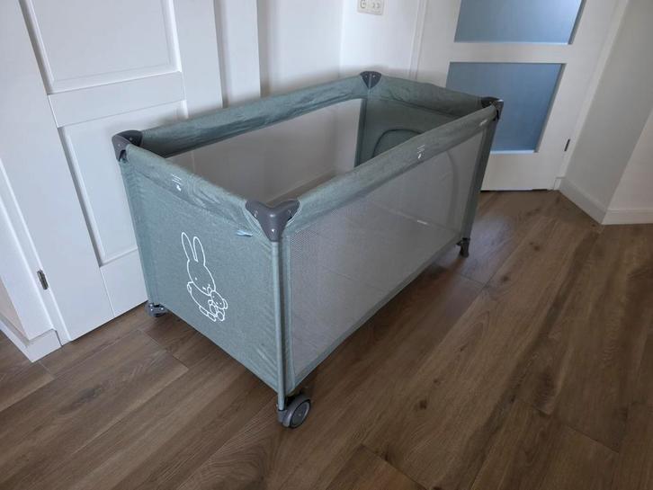 Campingbedje Nijntje, Kinderen en Baby's, Kinderkamer | Overige Meubels, Zo goed als nieuw, Overige typen, Ophalen of Verzenden