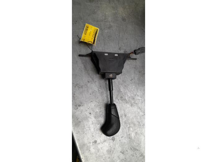 Selectiehendel 4X4 van een Mitsubishi Pajero, Auto-onderdelen, Overige Auto-onderdelen, Mitsubishi, Gebruikt, 3 maanden garantie