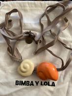 BIMBA Y LOLA ketting camel met roomwitte en koraal kraal, Verzenden, Gebruikt, Overige kleuren, Overige materialen