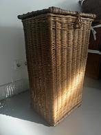 Rieten wasmand, Ophalen, Zo goed als nieuw