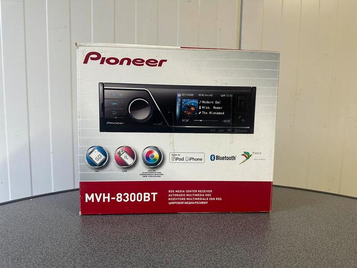 Pioneer MVH-8300BT auto radio, Auto diversen, Autoradio's, Zo goed als nieuw, Ophalen of Verzenden