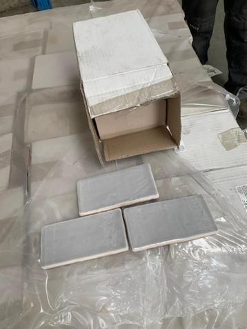 wandtegels 7,5x15cm grijs beschikbaar voor biedingen