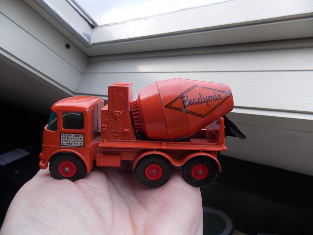 congrete kingsize truck matchbox betonwagen prima staat, Ophalen of Verzenden, Gebruikt, Auto