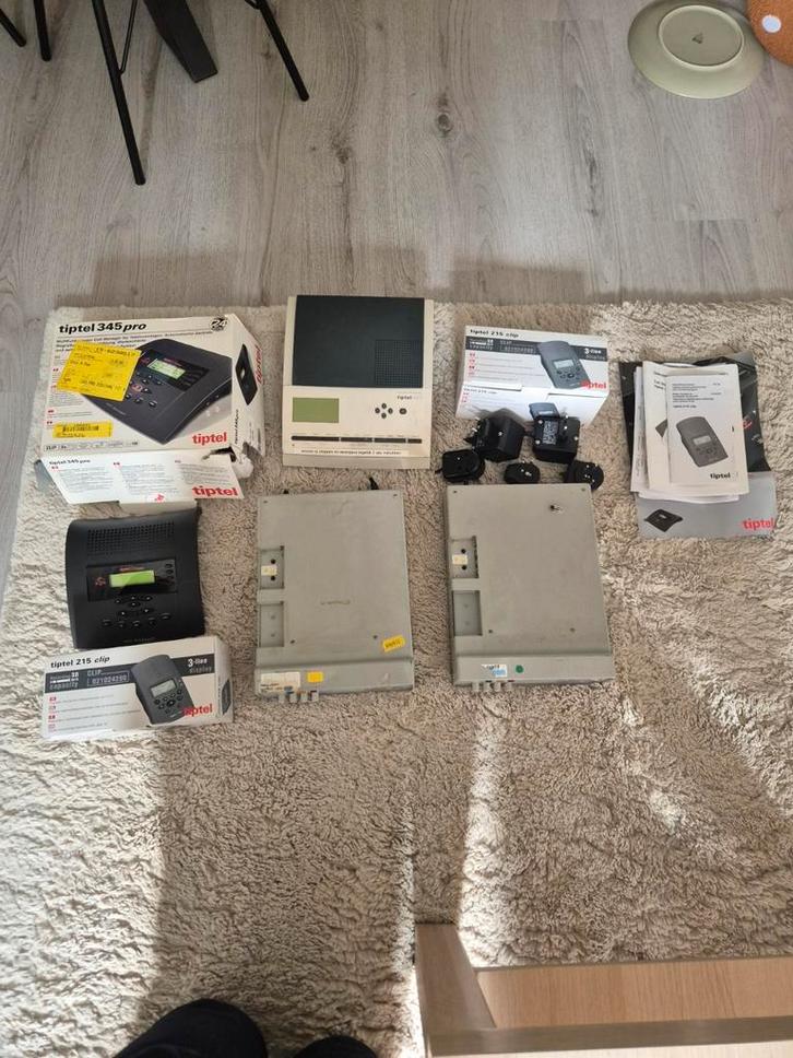 Tiptel Communicatie Set - 7 Delig, Telecommunicatie, Telefooncentrales, Gebruikt, Analoge centrale, Ophalen of Verzenden