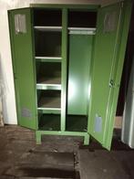 Locker kast groen, Ophalen