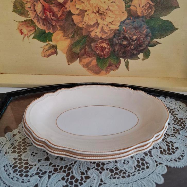 Johnson Brothers, 3 belegschaaltjes, Antiek en Kunst, Antiek | Servies los, Ophalen of Verzenden