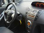 Toyota Yaris 1.3 VVTi Aspiration Automaat Airco Nap Nieuwe A, Euro 5, Stof, Gebruikt, 750 kg