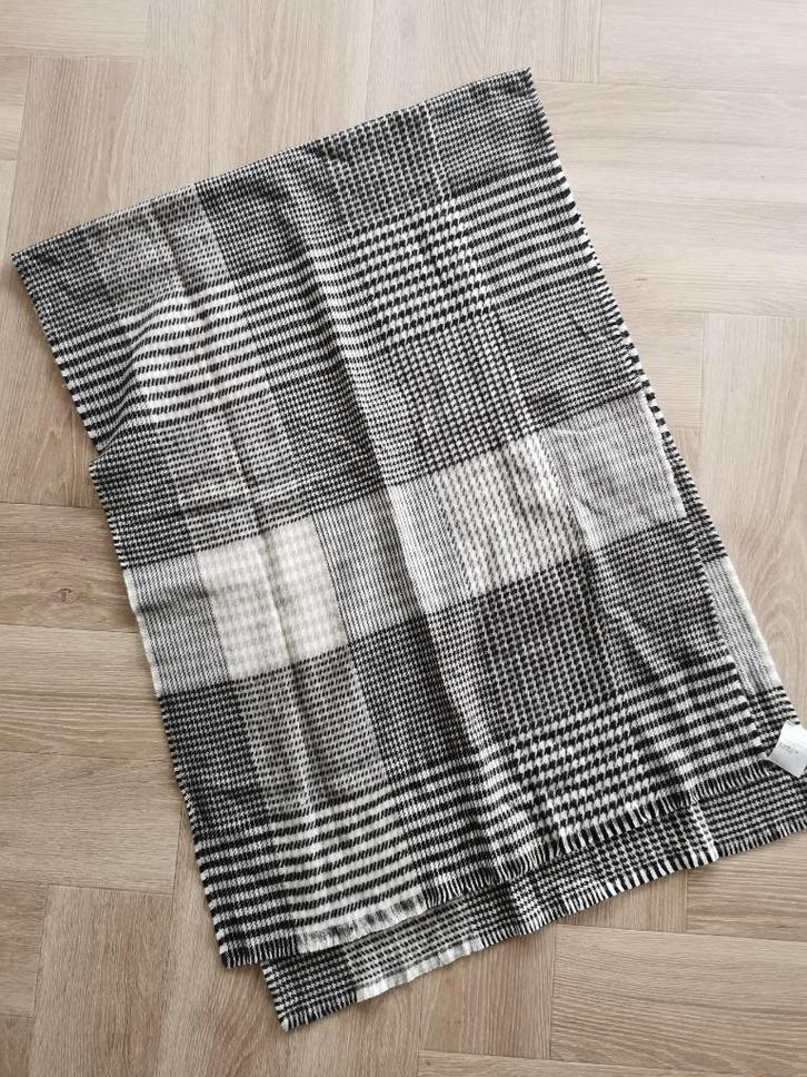 Zachte warme sjaal (nieuw), Kleding | Dames, Mutsen, Sjaals en Handschoenen, Nieuw, Sjaal, Ophalen of Verzenden