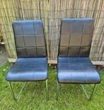 Twee zwarte eetkamerstoelen, Ophalen, Gebruikt, Zwart, Twee