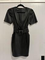 Bershka jurk, Zwart, Zo goed als nieuw, Maat 34 (XS) of kleiner, Boven de knie