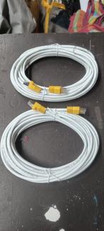 2 Gratis UTP kabels, Computers en Software, Pc- en Netwerkkabels, Ophalen of Verzenden, Zo goed als nieuw