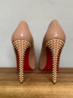 Christian Louboutin New very prive beige patent calf spikes, Pumps, Ophalen of Verzenden, Zo goed als nieuw, Christian louboutin