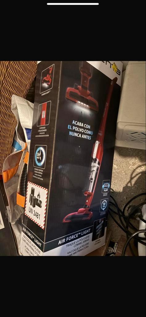 Rowenta Air Force Light Steelstofzuiger, Witgoed en Apparatuur, Stofzuigers, Nieuw, Stofzuiger, Minder dan 1200 watt, Reservoir