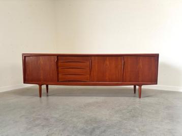 Deens design sideboard dressoir jaren 60 70 vintage beschikbaar voor biedingen
