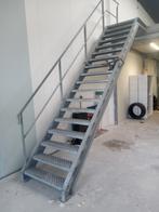 TRAP METAL GEGALVANISEERDE IJZER, Doe-het-zelf en Verbouw, Ladders en Trappen, Ophalen of Verzenden, Minder dan 2 meter