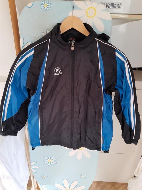 Masita sport regenjas - mt. 128, Kinderen en Baby's, Kinderkleding | Maat 128, Zo goed als nieuw, Jongen of Meisje, Jas, Ophalen of Verzenden