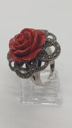 Zilveren vintage ring met roos en markasiet, maat 54, 20 of groter, Ophalen of Verzenden, Met edelsteen, Dame