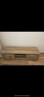 1x salontafel en 1x tv meubel/kast, Ophalen