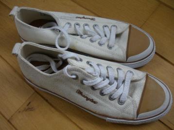 WRANGLER sneakers leer ecru maat 42 beschikbaar voor biedingen