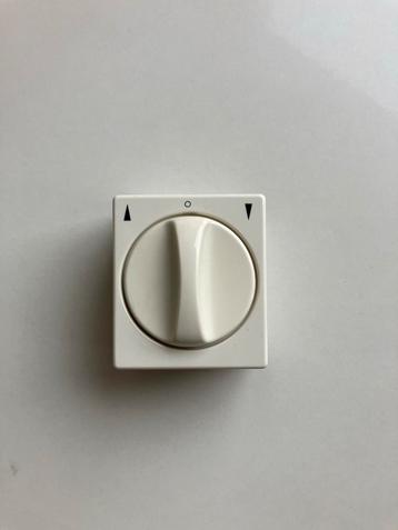 Opbouw rolluik / draai schakelaar - Nieuw beschikbaar voor biedingen