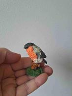 Goudvink vogel van kunsthars op een tak L4.5 x B3.5 x H6 cm, Ophalen of Verzenden, Zo goed als nieuw, Vogel, Beeldje of Figuurtje