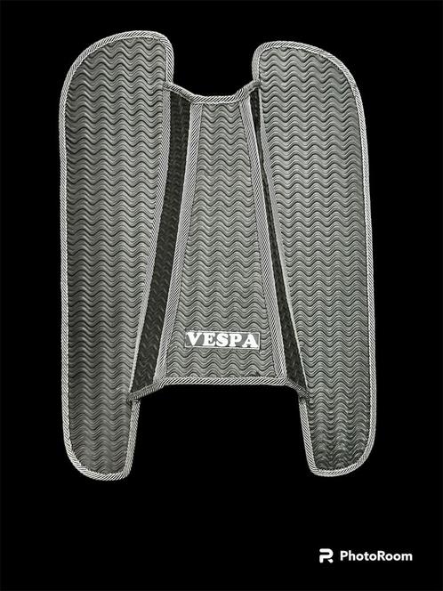Vespa Oldtimer Voetplaat Beschermer jaren 50 60 en begin 70, Motoren, Onderdelen | Oldtimers, Nieuw, Ophalen of Verzenden