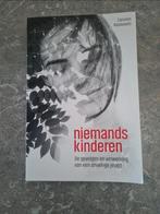 niemandskinderen van carolien roodvoets, Ophalen of Verzenden, Zo goed als nieuw, Carolien roodvoets