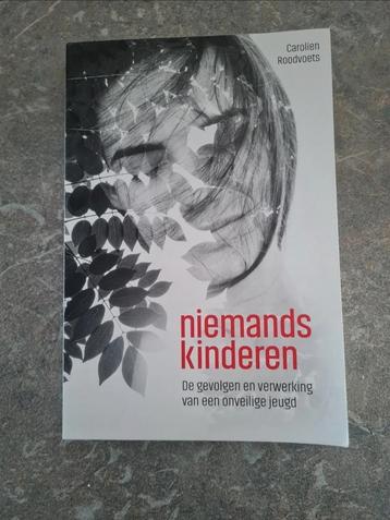 niemandskinderen van carolien roodvoets  beschikbaar voor biedingen